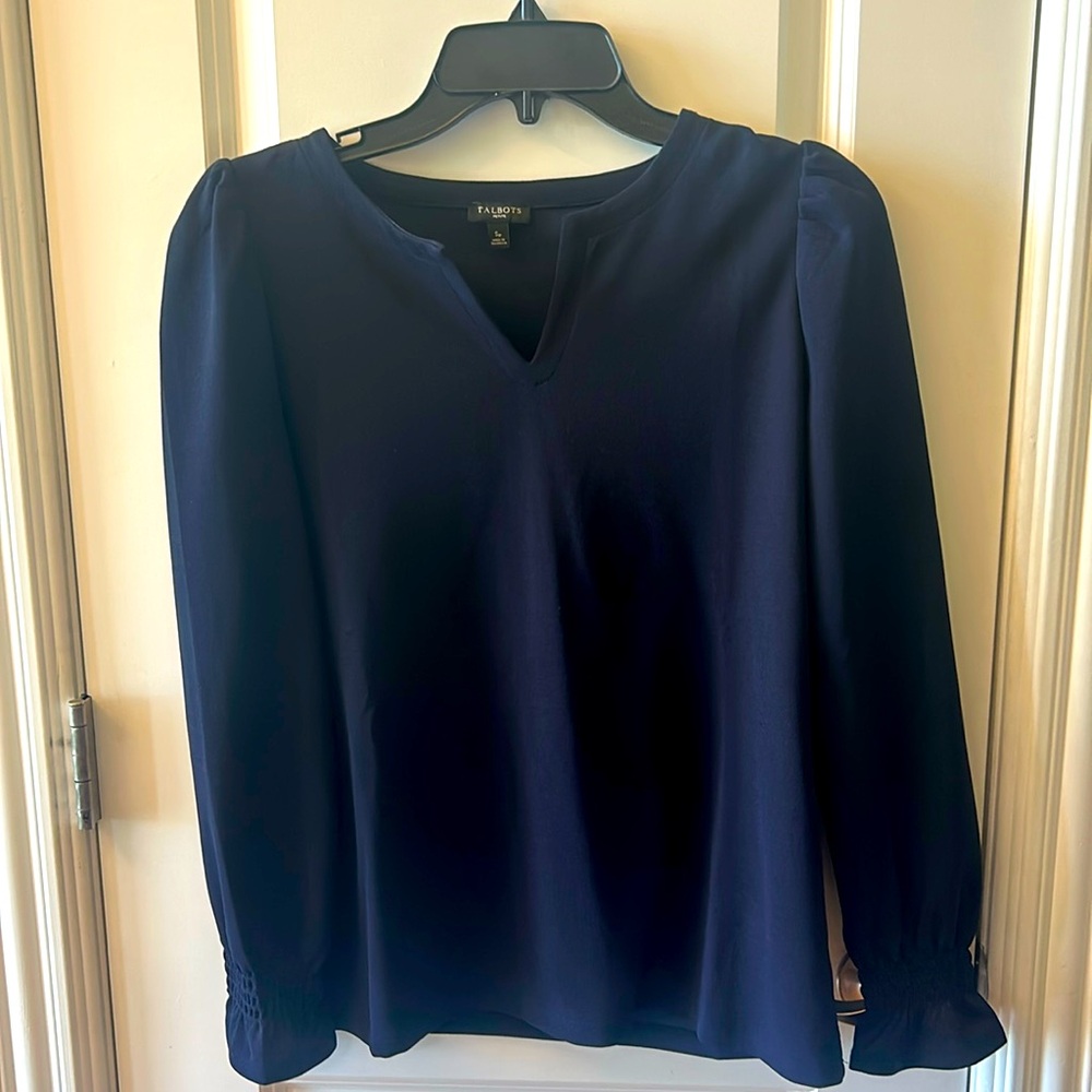 Talbots Ruffle Sleeve, Notch Neck 3/4 Sleeve Top
